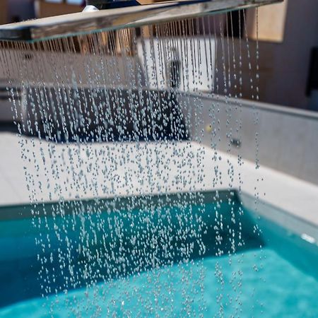City Centre Pool & Parking Malaga Ngoại thất bức ảnh