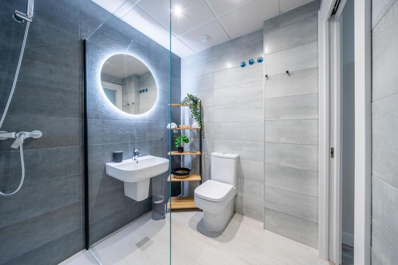 City Centre Pool & Parking Malaga Ngoại thất bức ảnh