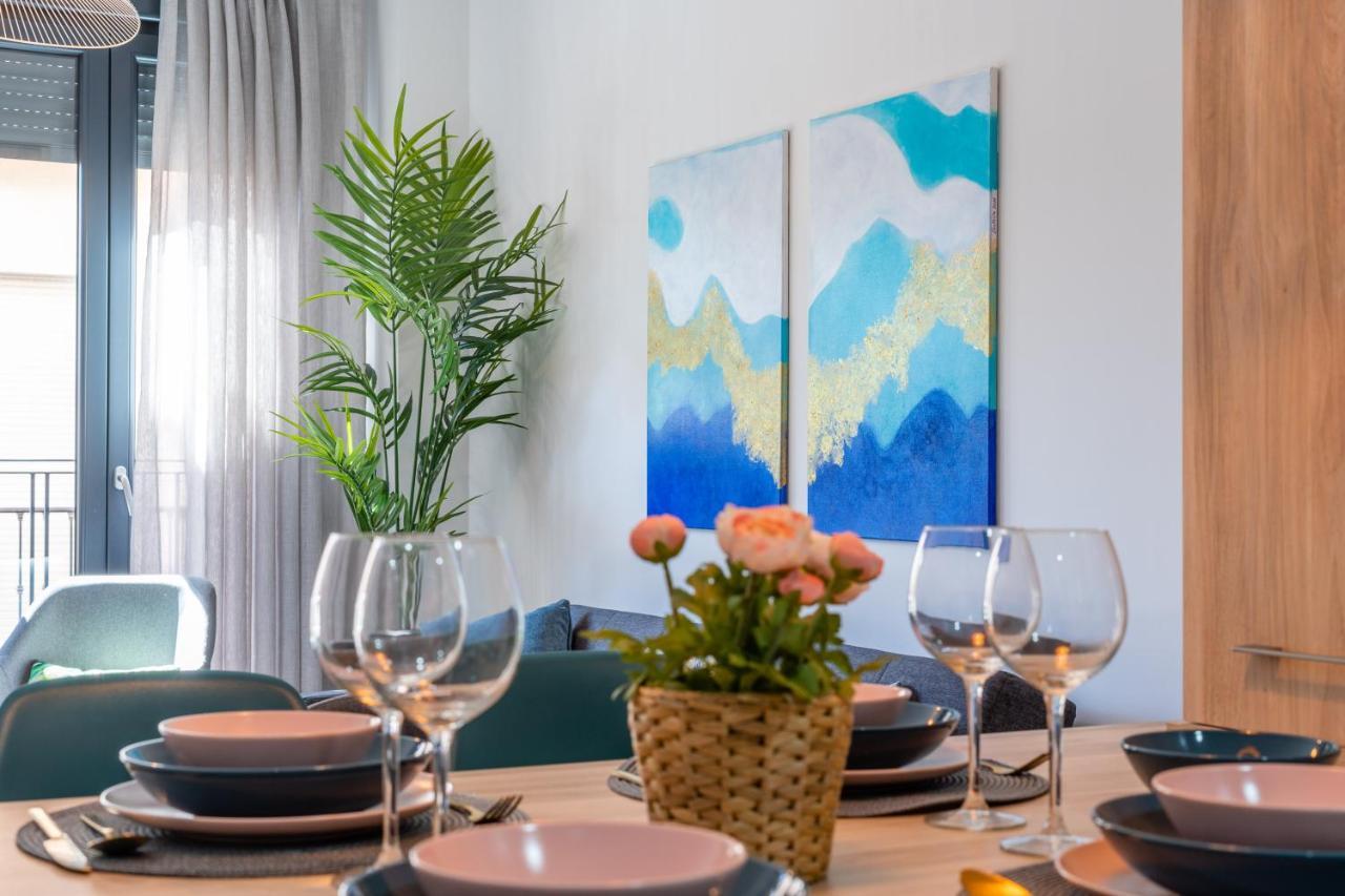 City Centre Pool & Parking Malaga Ngoại thất bức ảnh