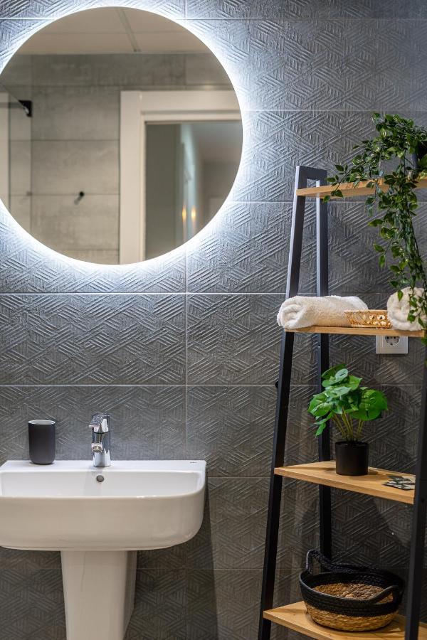 City Centre Pool & Parking Malaga Ngoại thất bức ảnh